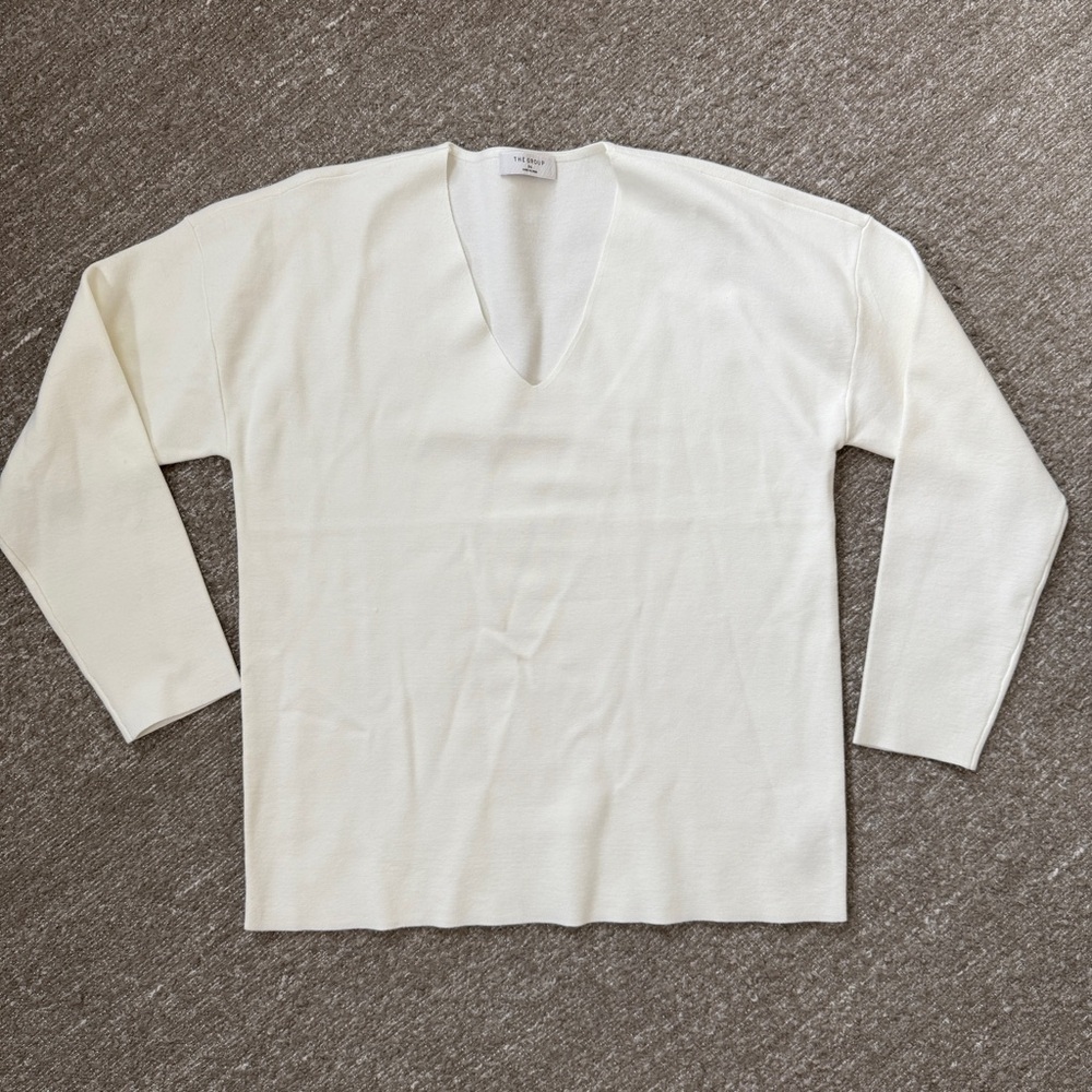Arirzia V-Neck Sweater